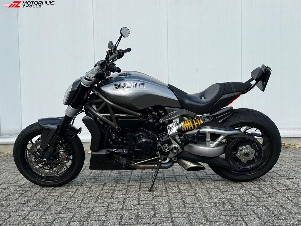 DUCATI XDIAVEL S (bj 2016) special! Veel carbon!, DUCATI, 2 cilinders, Motorrijbewijs A, Bedrijf