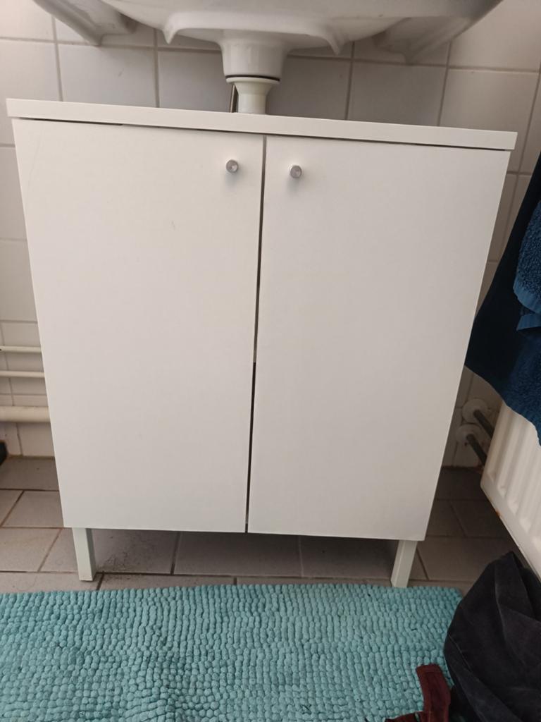 Gratis IKEA badkamermeubel onder wastafel, Huis en Inrichting, Badkamer | Badkamermeubels, Ophalen, Gebruikt, 50 tot 100 cm, Minder dan 100 cm