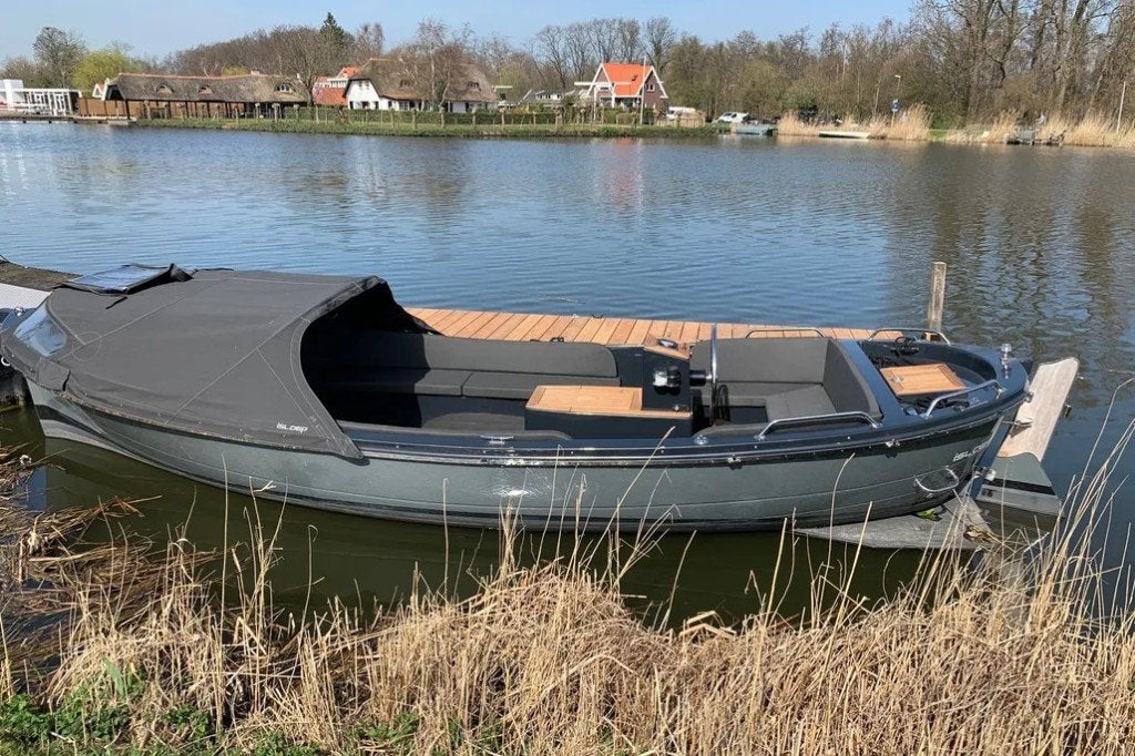 Zeer nette Isloep 735 (2019) te koop!, Watersport en Boten, Sloepen, Diesel, Zo goed als nieuw, Rondzit, Polyester
