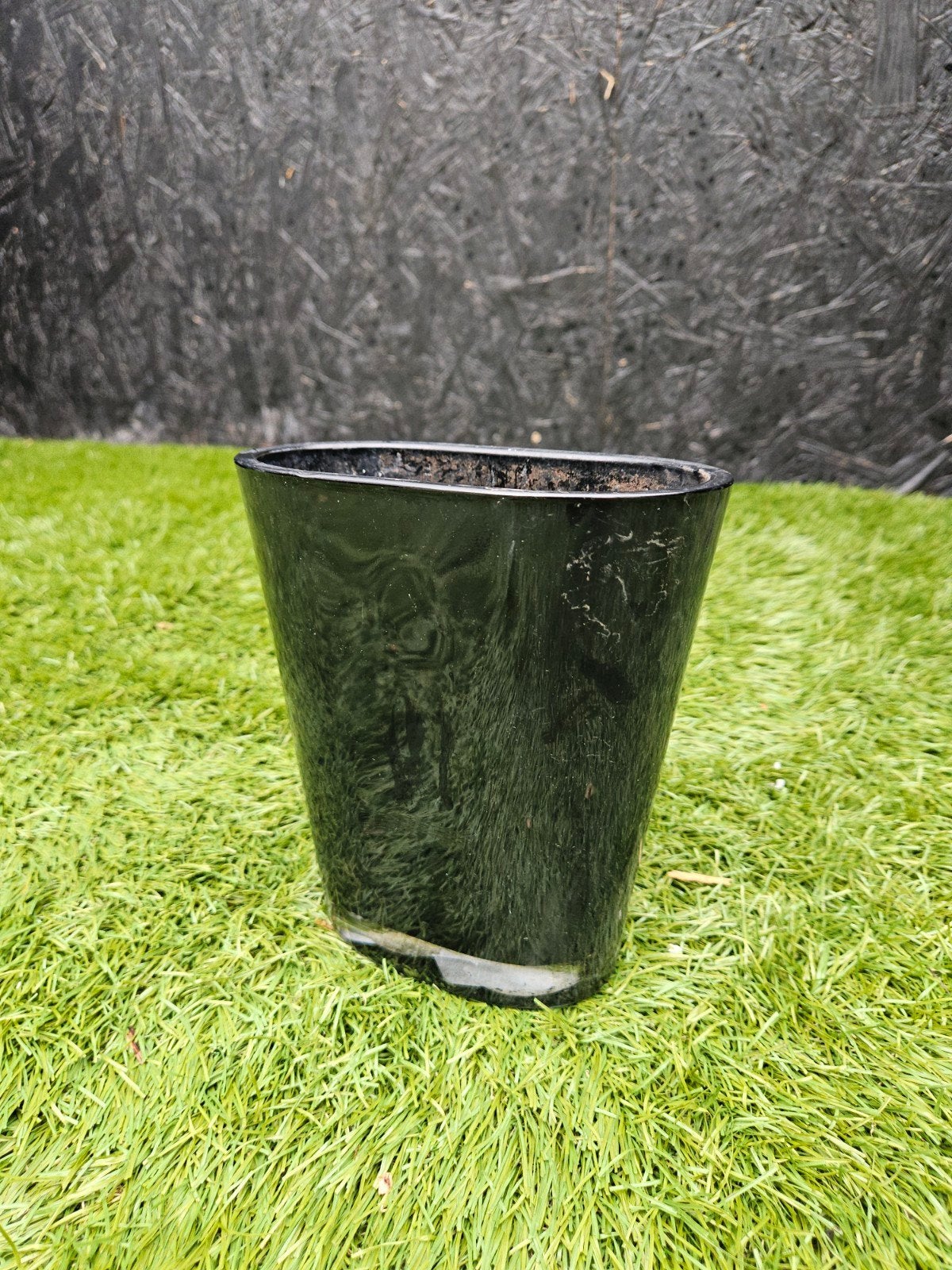 Zwarte ovale bloempot, glas, Ophalen of Verzenden, Overige vormen, Balkon, Minder dan 40 cm