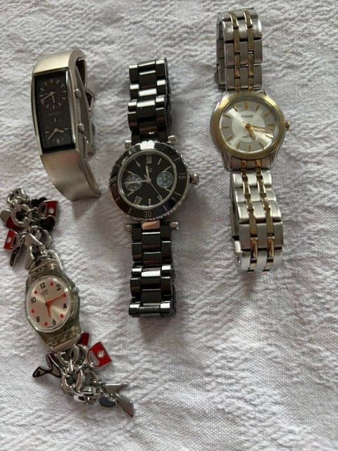 diverse horloges, Sieraden, Tassen en Uiterlijk, Horloges | Dames, Zo goed als nieuw, Polshorloge, Overige merken, Overige materialen