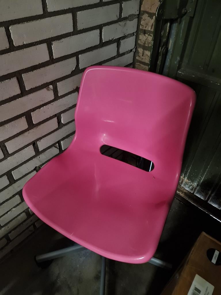 Roze bureaustoel voor kinderkamer of thuiskantoor, Ophalen, Gebruikt, Roze, Bureaustoel