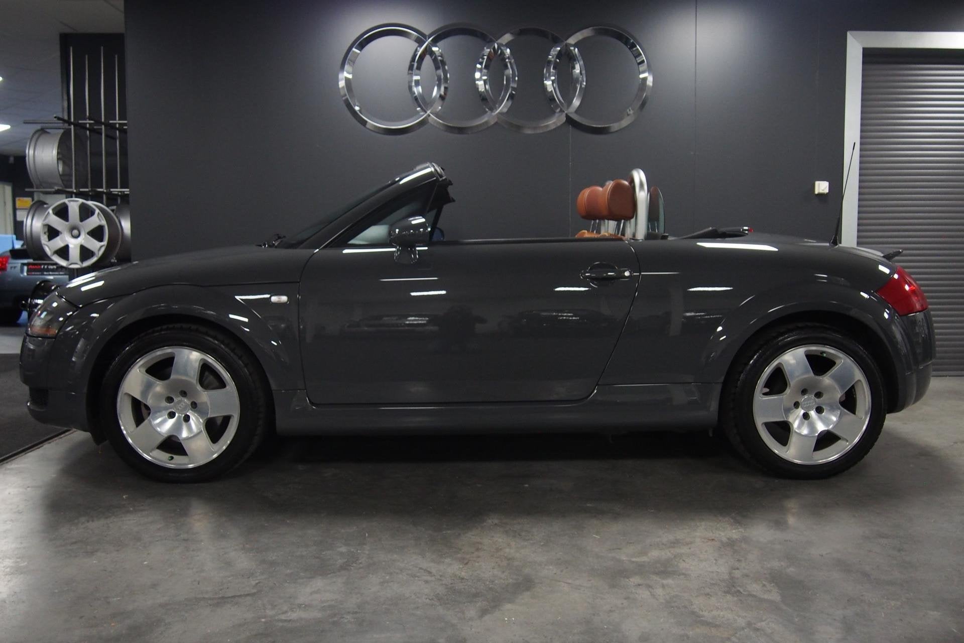 Audi TT Roadster 1.8 5V Turbo quattro 225PK Base Ball Nederl, TT, Gebruikt, 4 cilinders, Cabriolet