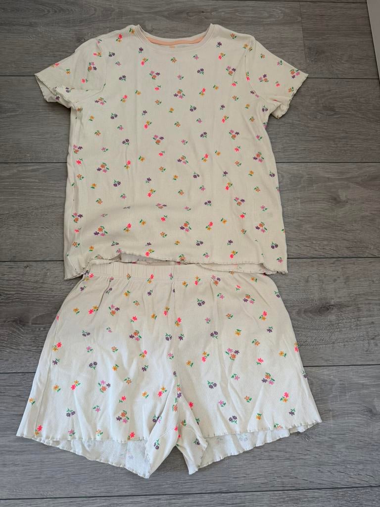 Hema pyjama 146/152, Ophalen of Verzenden, Zo goed als nieuw, Meisje, Nacht- of Onderkleding