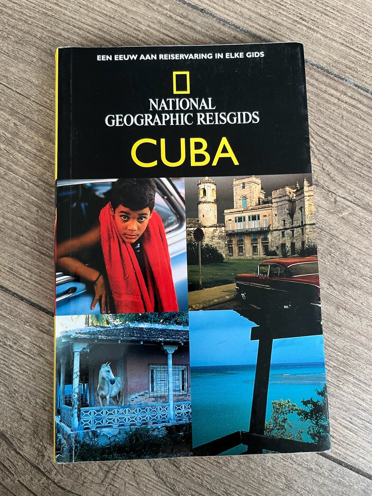 National Geographic Reisgids Cuba, Ophalen of Verzenden, Zo goed als nieuw, Midden-Amerika, Reisgids of -boek