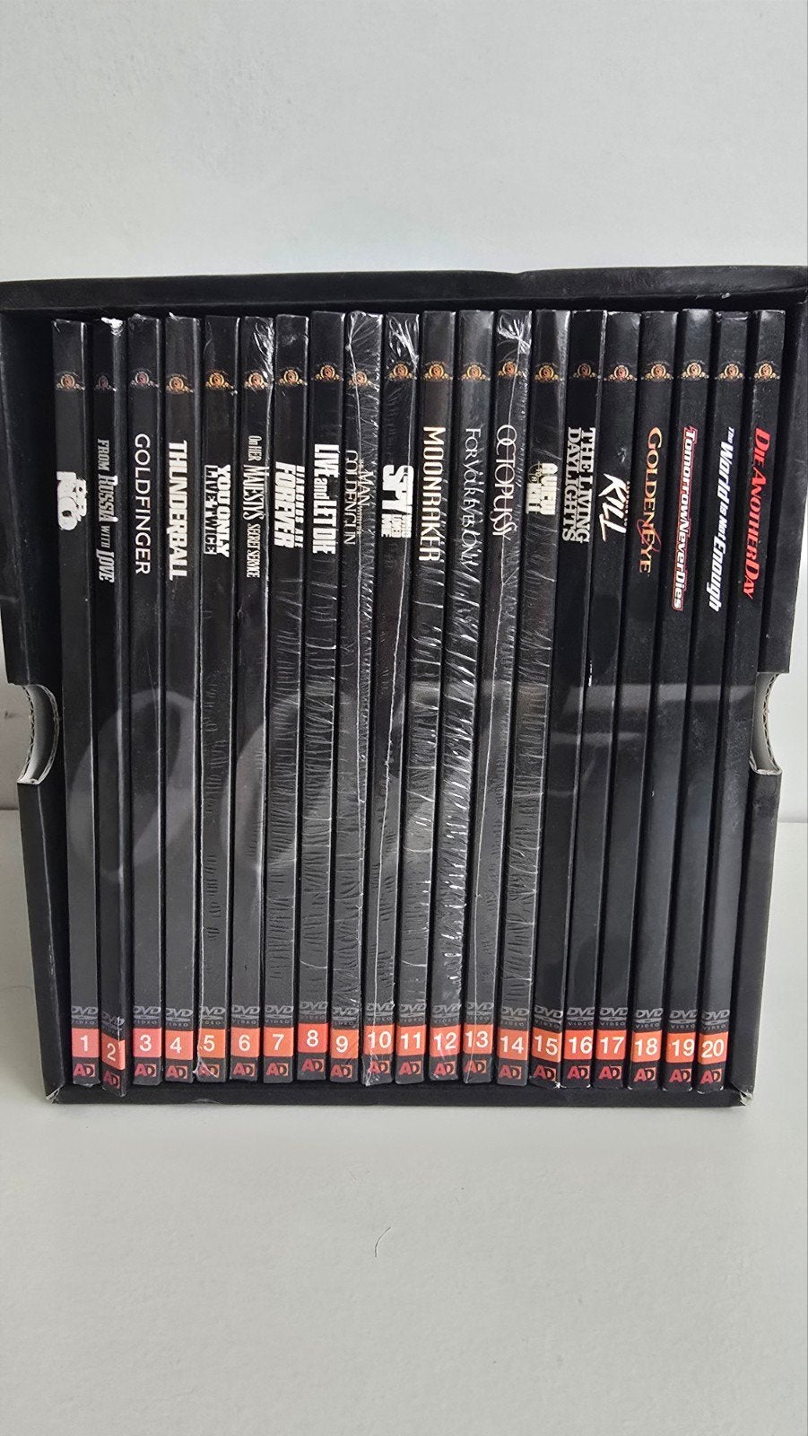 James Bond DVD Boxset - 20 films, Vanaf 12 jaar, Ophalen of Verzenden, Zo goed als nieuw, Actiethriller