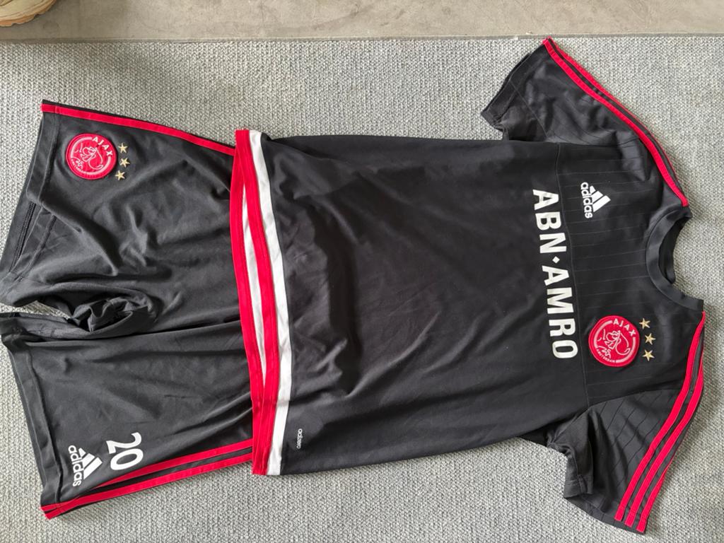 Ajax uit tenue 2015/2016 - Maat L, Maat 52/54 (L), Zwart, Ophalen of Verzenden, Zo goed als nieuw