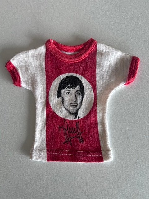 Vintage autotenuetje van Johan Cruijff, Verzamelen, Verzenden, Zo goed als nieuw, Ajax, Shirt