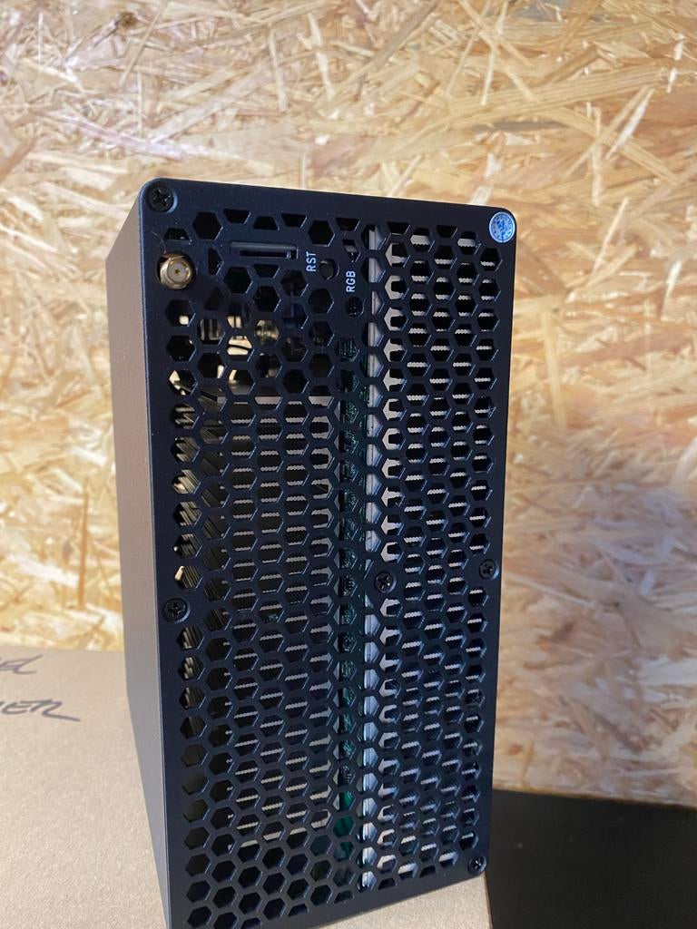 Goldshell KA BOX Kadena Miner - Compact & Efficiënt, Computers en Software, Ophalen of Verzenden, Zo goed als nieuw
