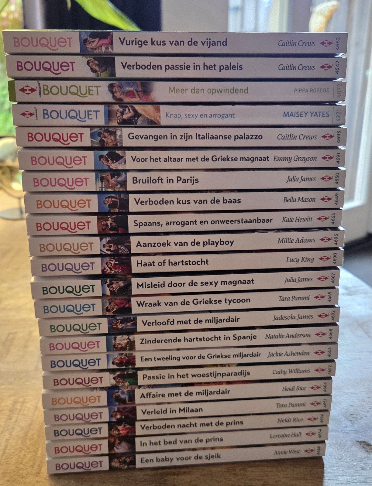22 Bouquet reeks boekjes, Ophalen of Verzenden, Zo goed als nieuw, Diverse auteurs
