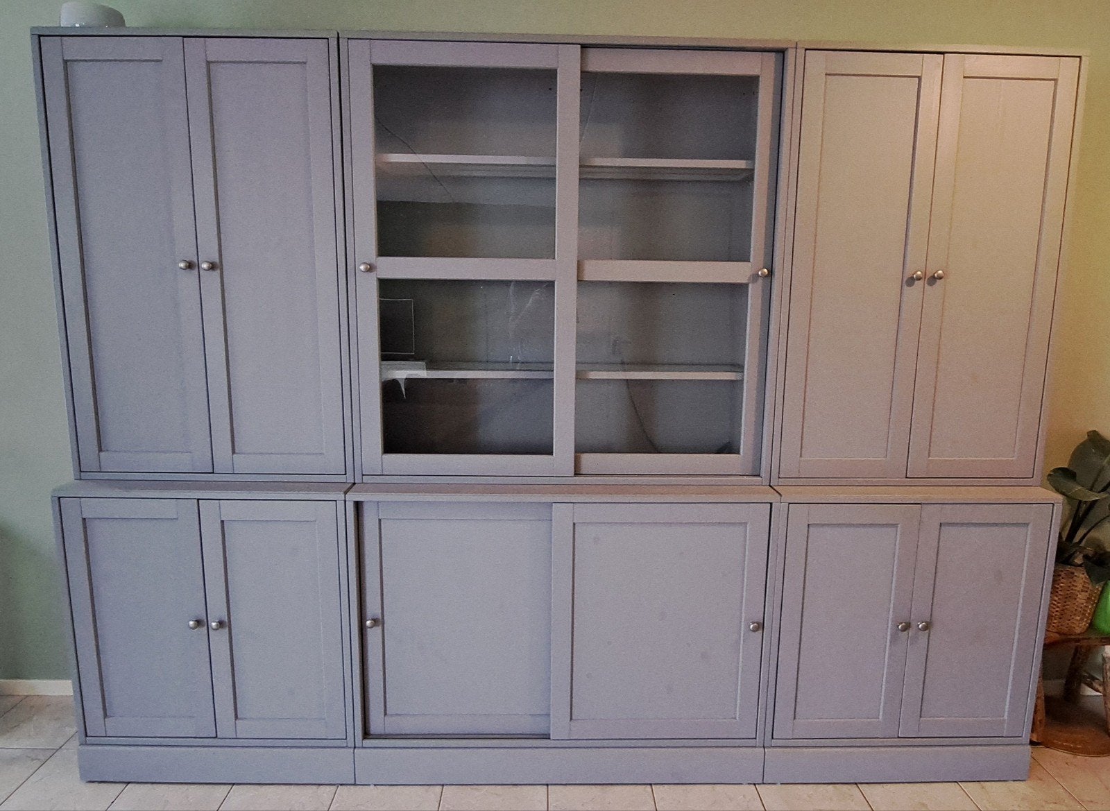 Grijze kastenwand met vitrine en opbergruimte Ikea HAVSTA, Ophalen, 200 cm of meer, Modern, 25 tot 50 cm