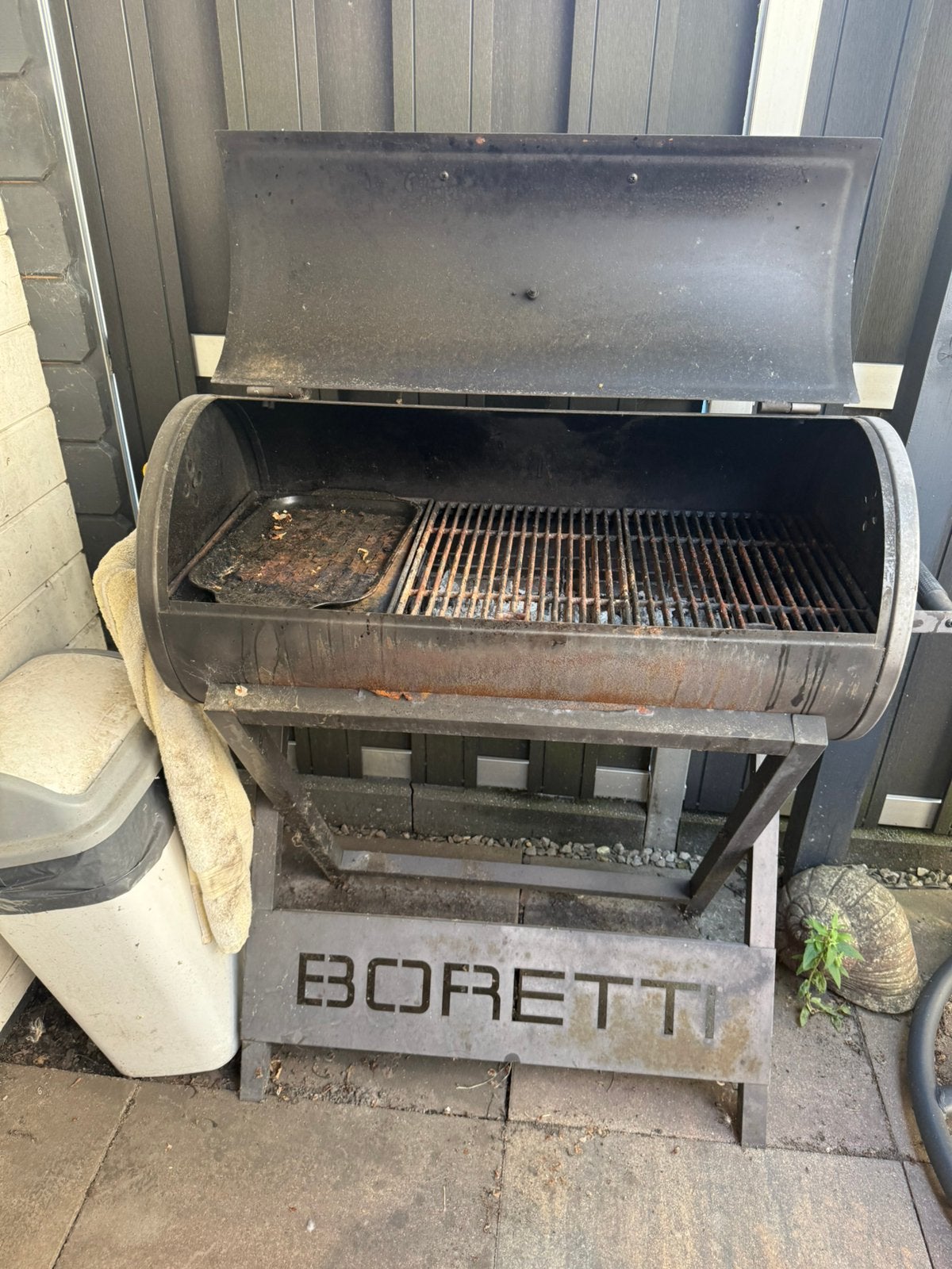 Boretti BBQ zie fotos op statief !, Ophalen, Gebruikt
