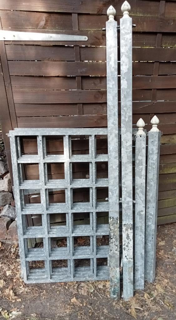 GEGALVANISEERD HEKWERK SIERHEKWERK MET POORT, Ophalen, Met poort, Gebruikt, Sierhekwerk