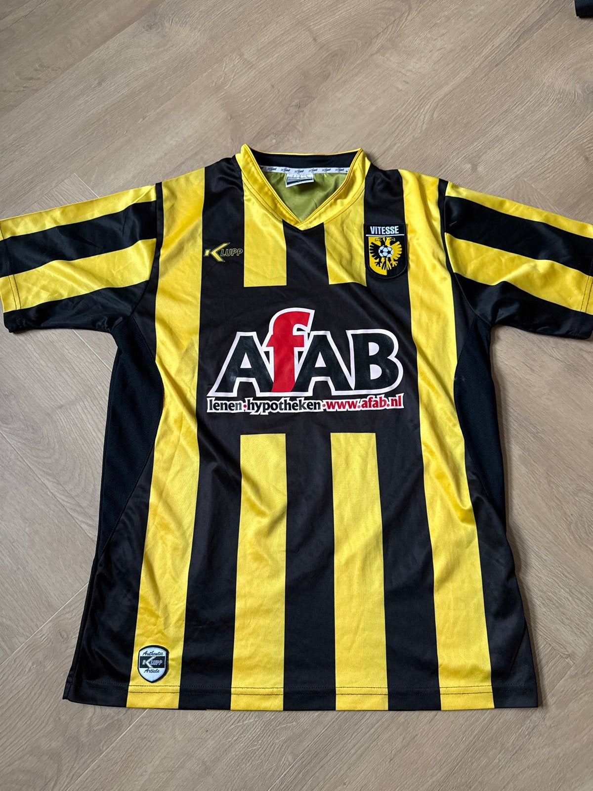 Origineel Vitesse thuisshirt 2009-2010 - Maat M, Maat M, Ophalen of Verzenden, Zo goed als nieuw, Shirt