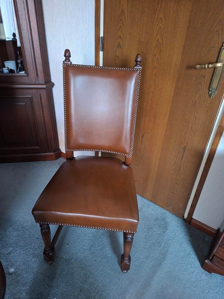 Set van 4 klassieke eetkamerstoelen met leer met tafel, Antiek en Kunst, Ophalen of Verzenden