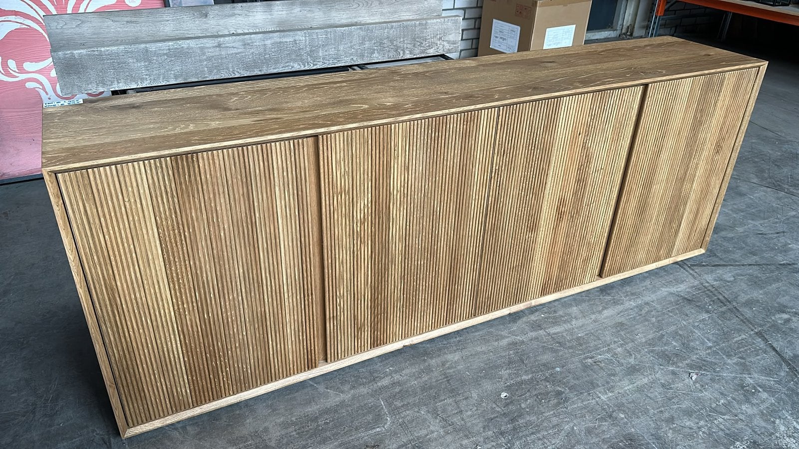 Dressoir showroommodel, Met deur(en), Eikenhout, Nieuw, Ophalen of Verzenden