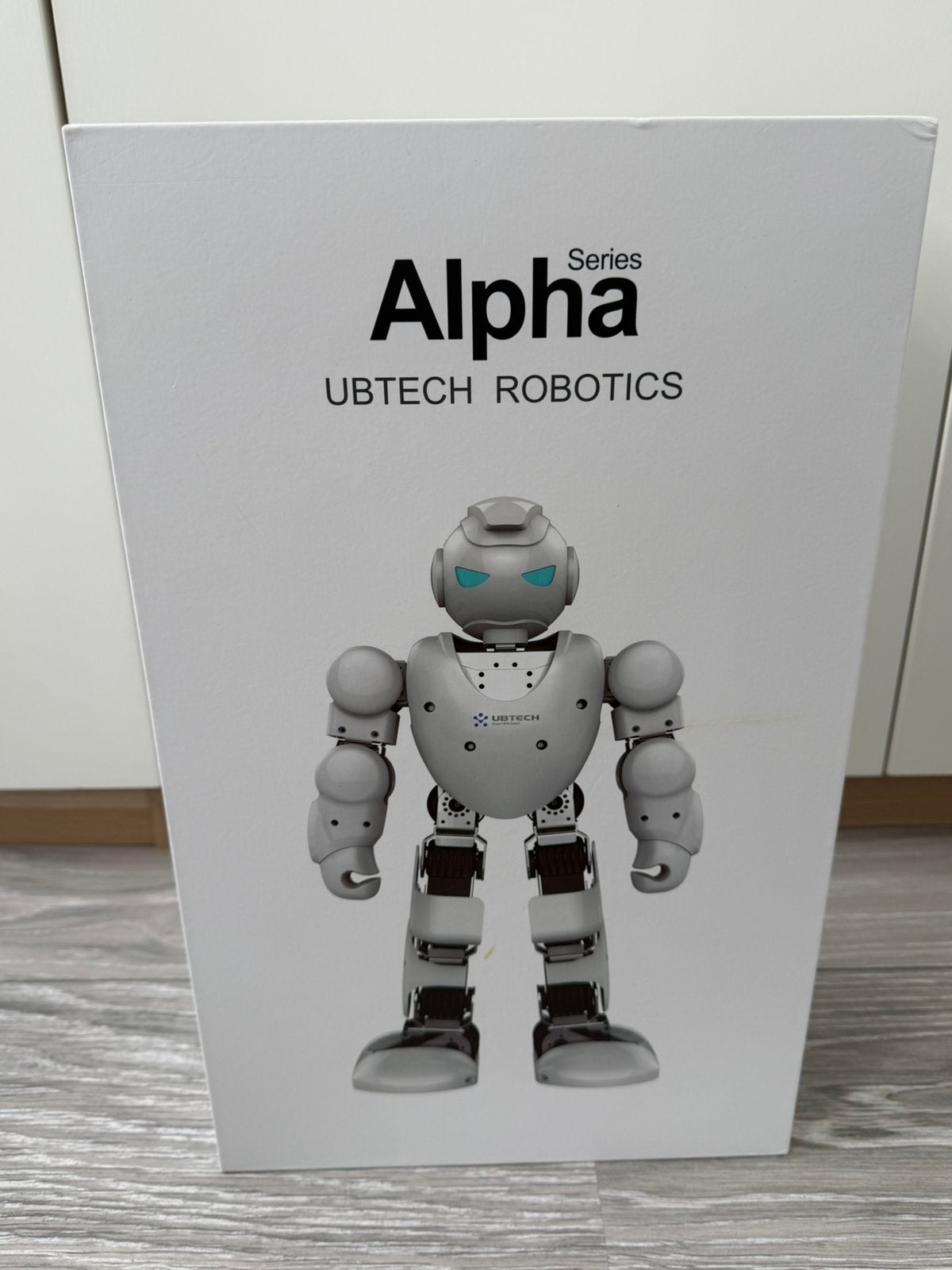 Ubtech Alpha 1S Humanoid Programmable Robot, Ophalen, Zo goed als nieuw