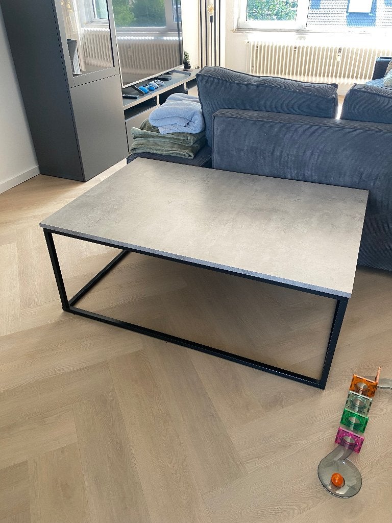 Salontafel in beton look., Ophalen, Overige materialen, Gebruikt, 100 tot 150 cm
