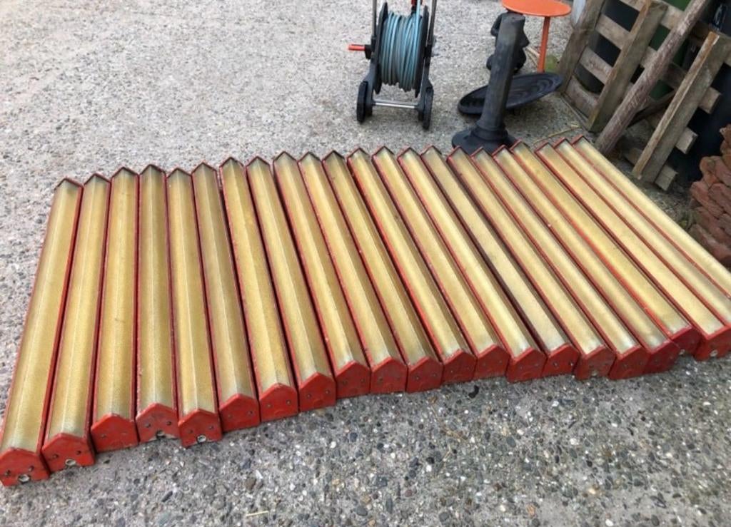18 tl balken slagvast, Ophalen, Stekker