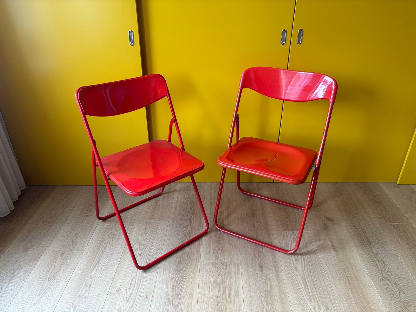 Retro rode klapstoelen IKEA - 2 stuks, Huis en Inrichting, Ophalen, Gebruikt, Twee, Metaal