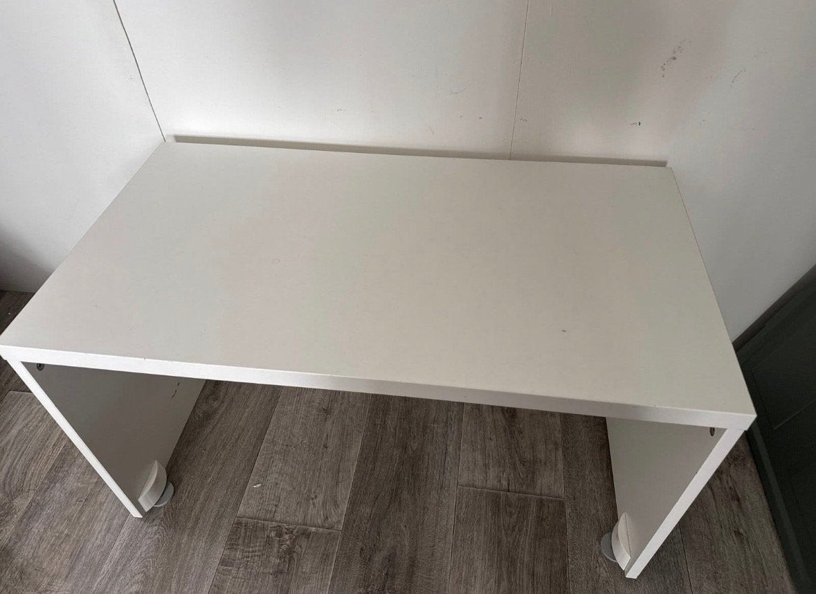 IKEA Stuva meubel + 2 houten stoeltjes (peuter/kinder), Ophalen, Gebruikt, Tafel(s) en Stoel(en)