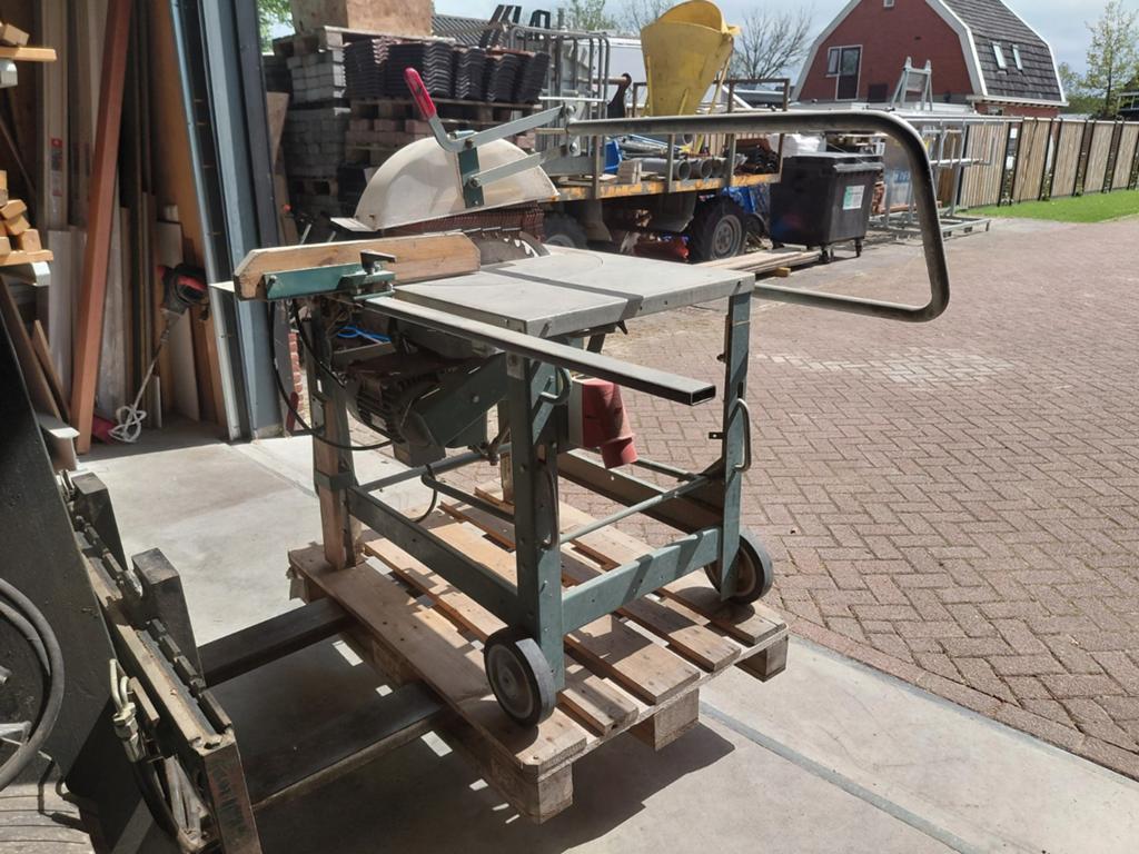 Gjerde Zaagtafel Ernes AS - Krachtige Cirkelzaag, Ophalen, Gebruikt, Cirkelzaag, 70 mm of meer