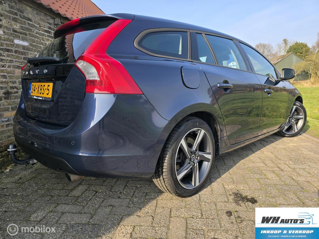 Volvo V60 1.6 T3 Kinetic Automaat!, Auto's, Volvo, Gebruikt, 4 cilinders, 150 pk, Blauw