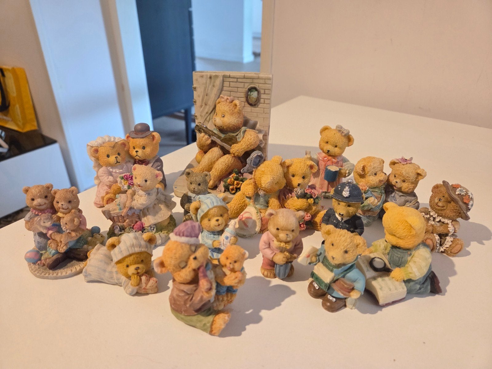 Grote collectie teddybeer beeldjes - Diverse uitvoeringen, Ophalen of Verzenden, Gebruikt