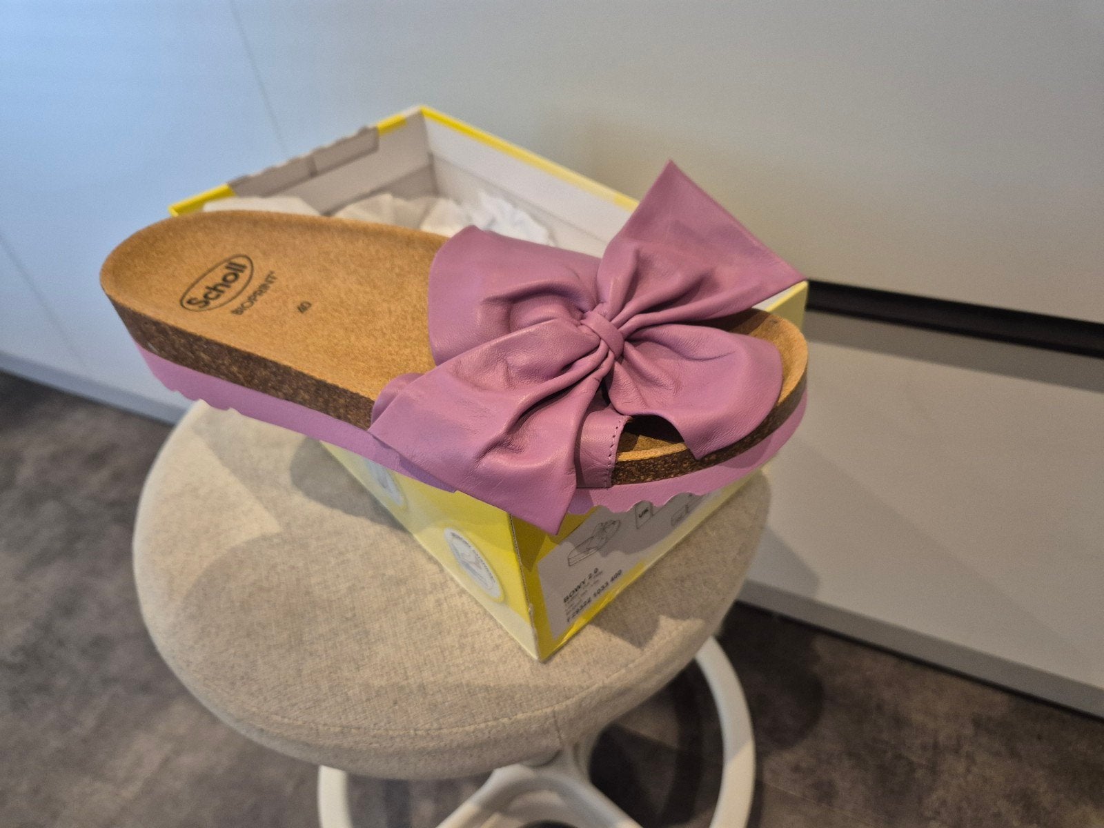 Tekoop dames slippers, Ophalen of Verzenden, Nieuw