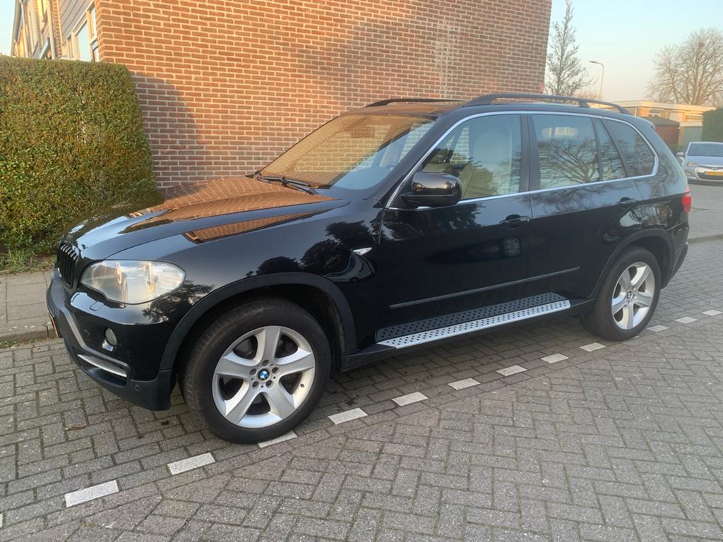 BMW X5 4.8 I AUT X Drive 2007 183923 km Full/options i.nw.st, Auto's, Lichtsensor, 138 €/maand, Zwart, Leder