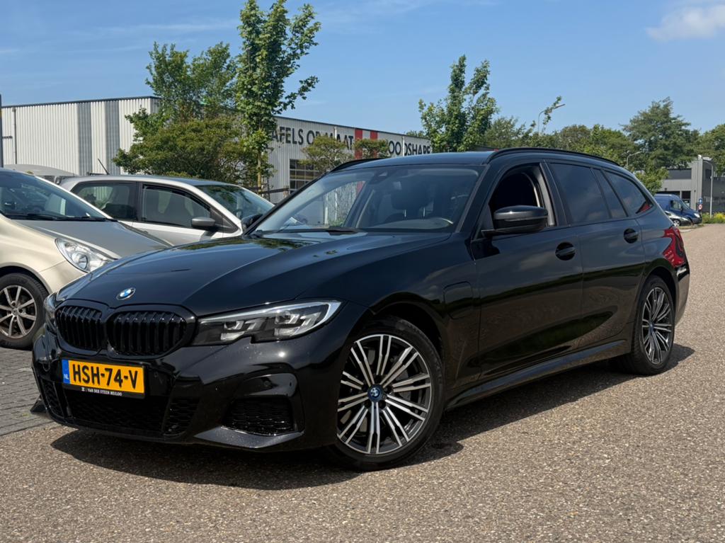 BMW 3-Serie 330e Xdrive | M Sport | Dealer Onderhouden, Auto's, BMW, 1998 cc, 4 cilinders, 1865 kg, Stoelverwarming