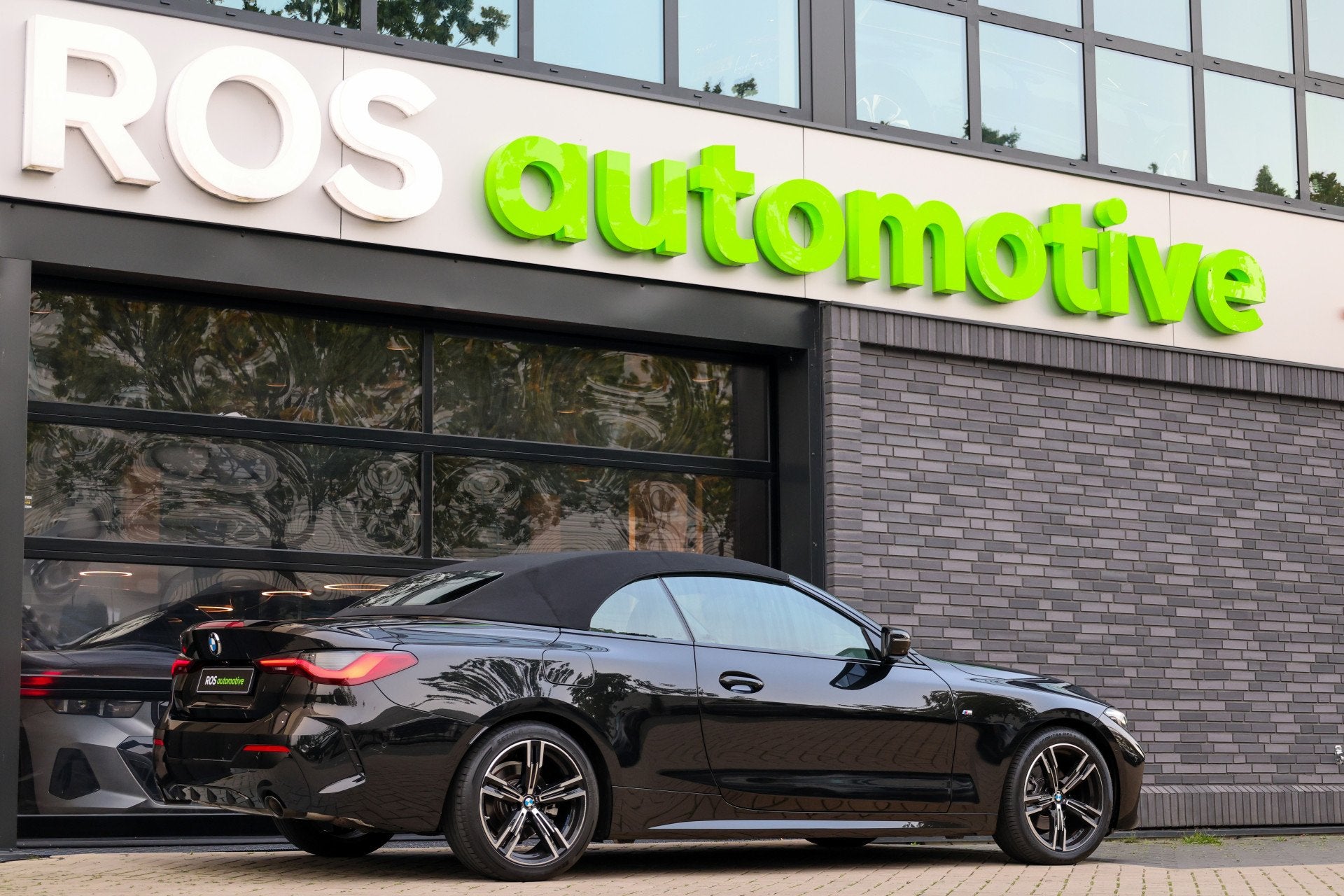 BMW 4 Serie Cabrio 420i | BTW | M-SPORT | MEMORY | ACC | 360, Auto's, 1998 cc, Gebruikt, Cabriolet, 4 stoelen