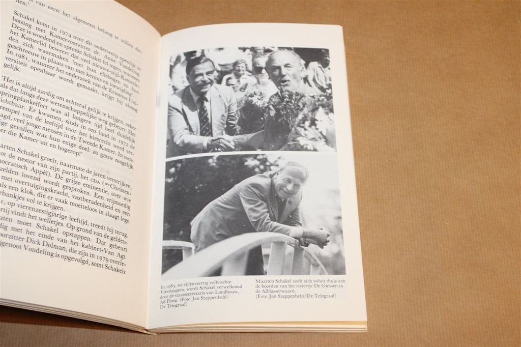 Maarten Schakel — Een Onverzettelijk Man, Biografie, Ophalen of Verzenden, Gelezen, Sport