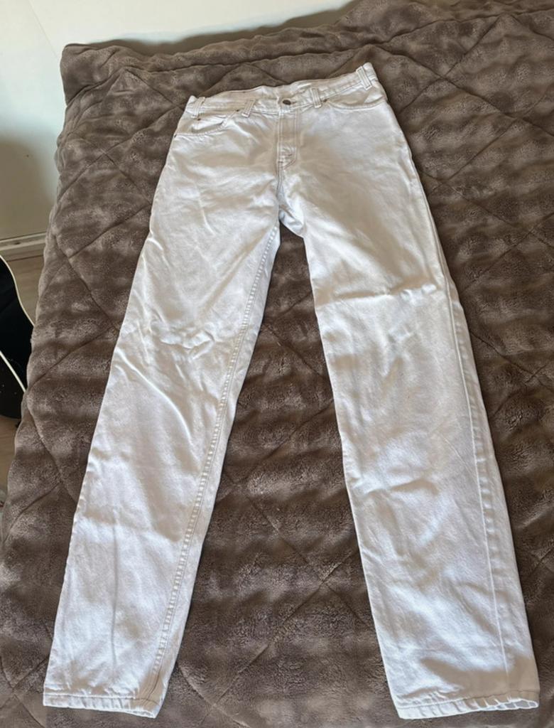 Levi's 550 Relaxed Fit Tapered Leg Jeans W33 L36, Ophalen of Verzenden, Zo goed als nieuw, Wit