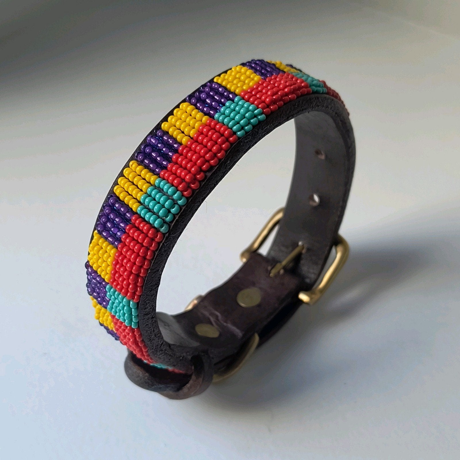 Handgemaakte leren hondenhalsband met kralen  Small, Ophalen of Verzenden, Handgemaakt, Nieuw