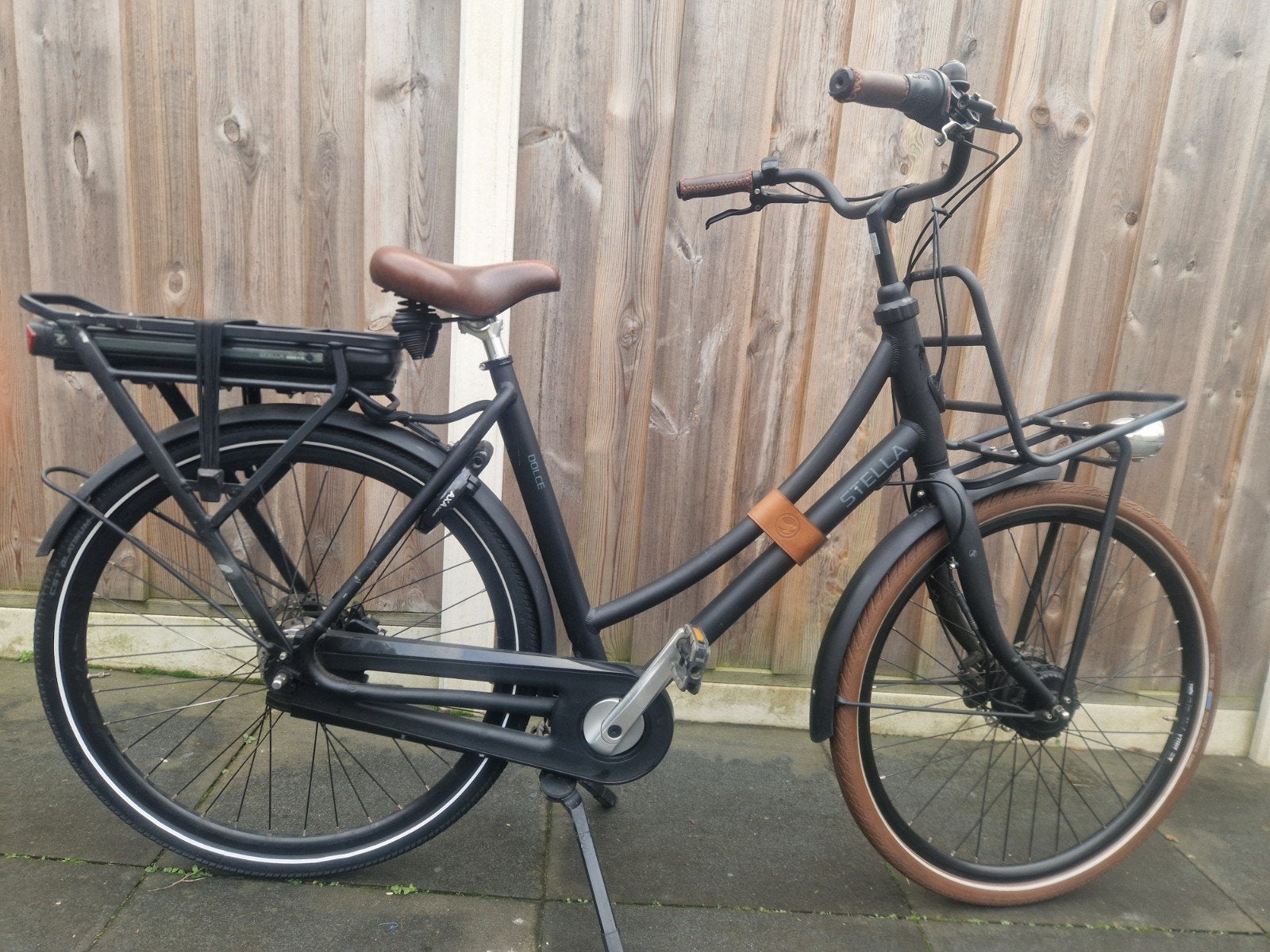 Stella E-bike met 7 versnellingen en voorrek, Gebruikt, 50 km per accu of meer, 55 tot 59 cm, Ophalen