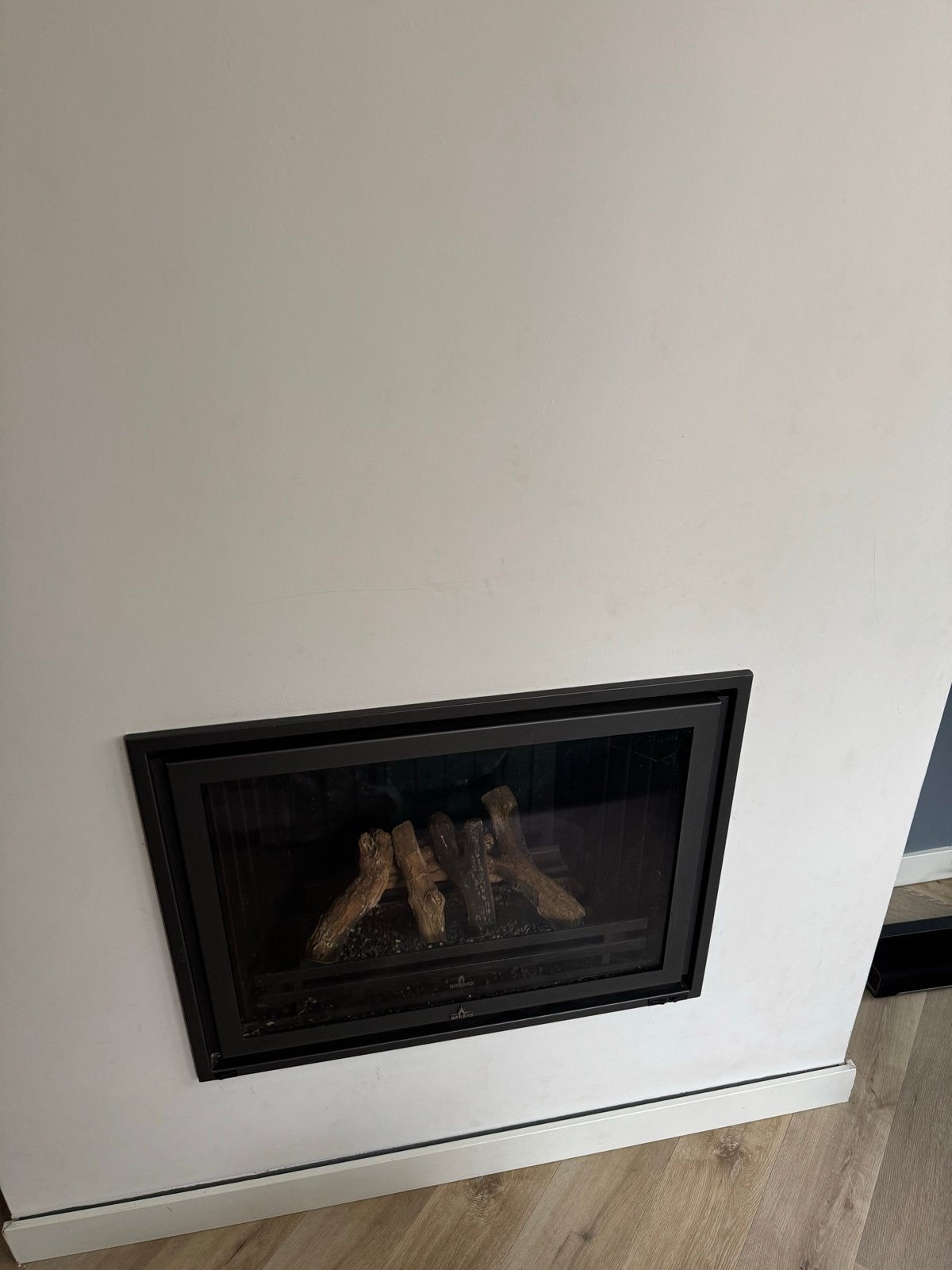 Inbouw gashaard met realistische houtblokken, Huis en Inrichting, Haarden, Gebruikt, Gashaard, Ophalen