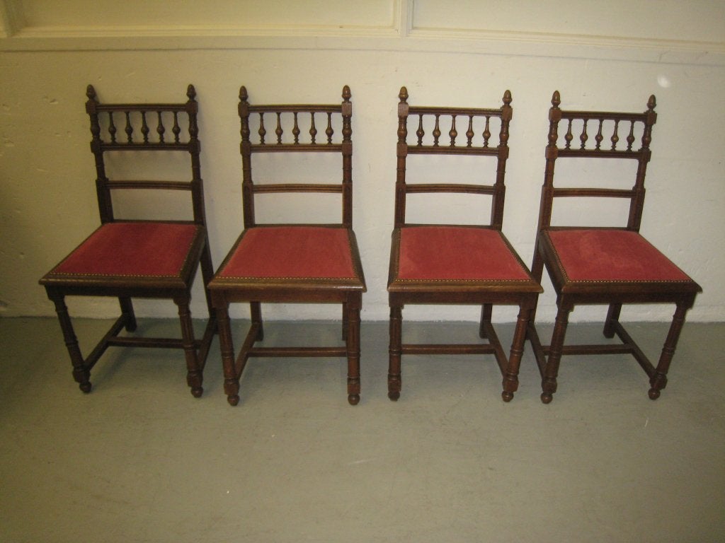4 antieke eikenhouten stoelen met gedraaide spijlen, Niet ingevuld, Gebruikt, Niet ingevuld, Niet ingevuld