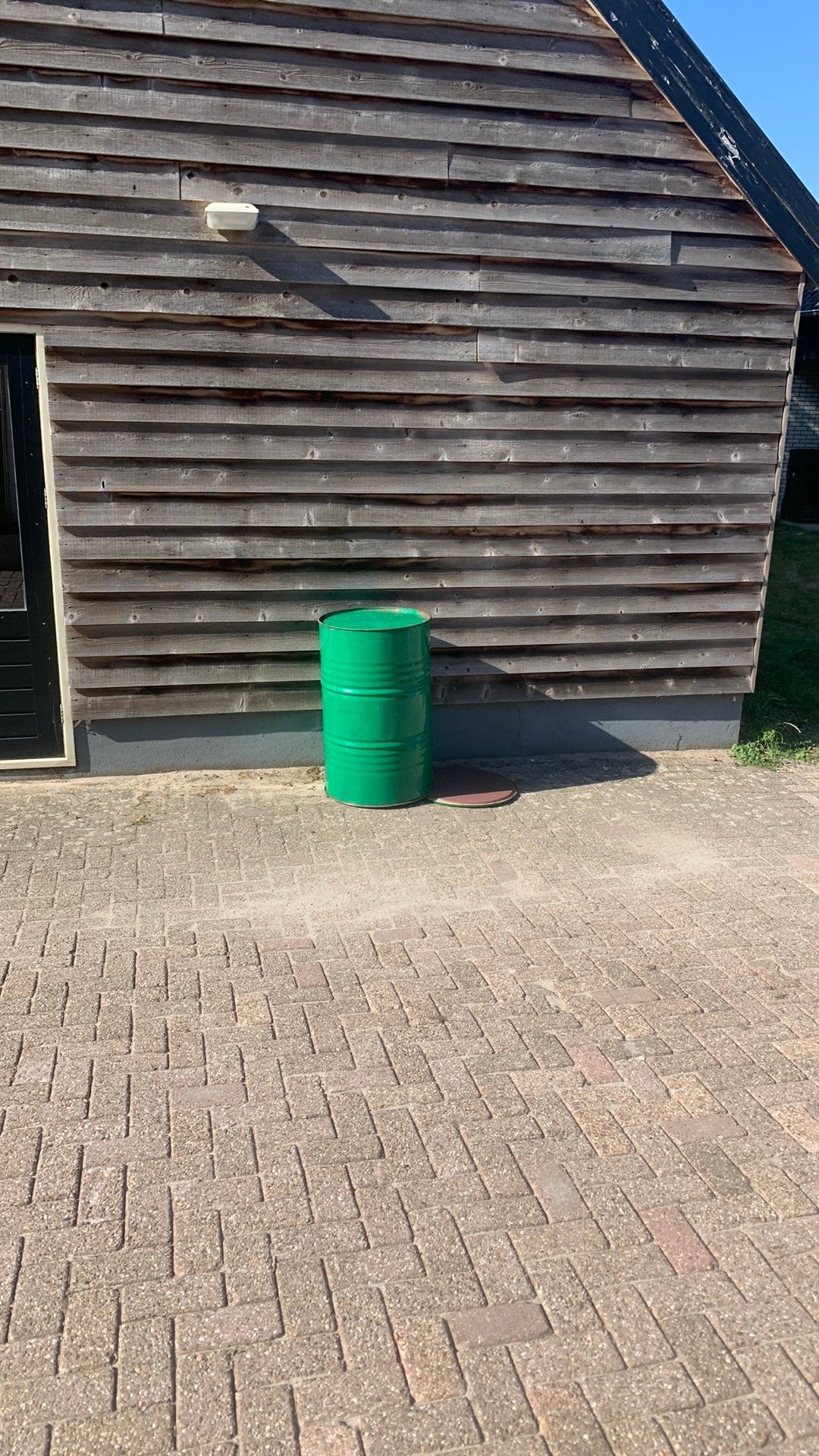 Regenton of vuurton, 150 liter of meer, Ophalen