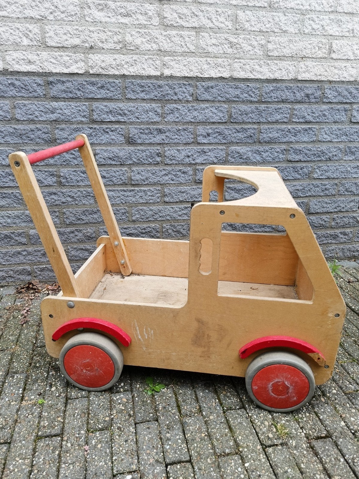 Houten loopwagen / bolderkar van Educo, Ophalen