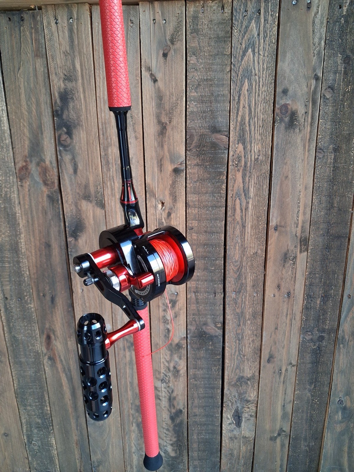 Verticaal hengel + reel meerval unicat, Ophalen, Zo goed als nieuw, Complete set
