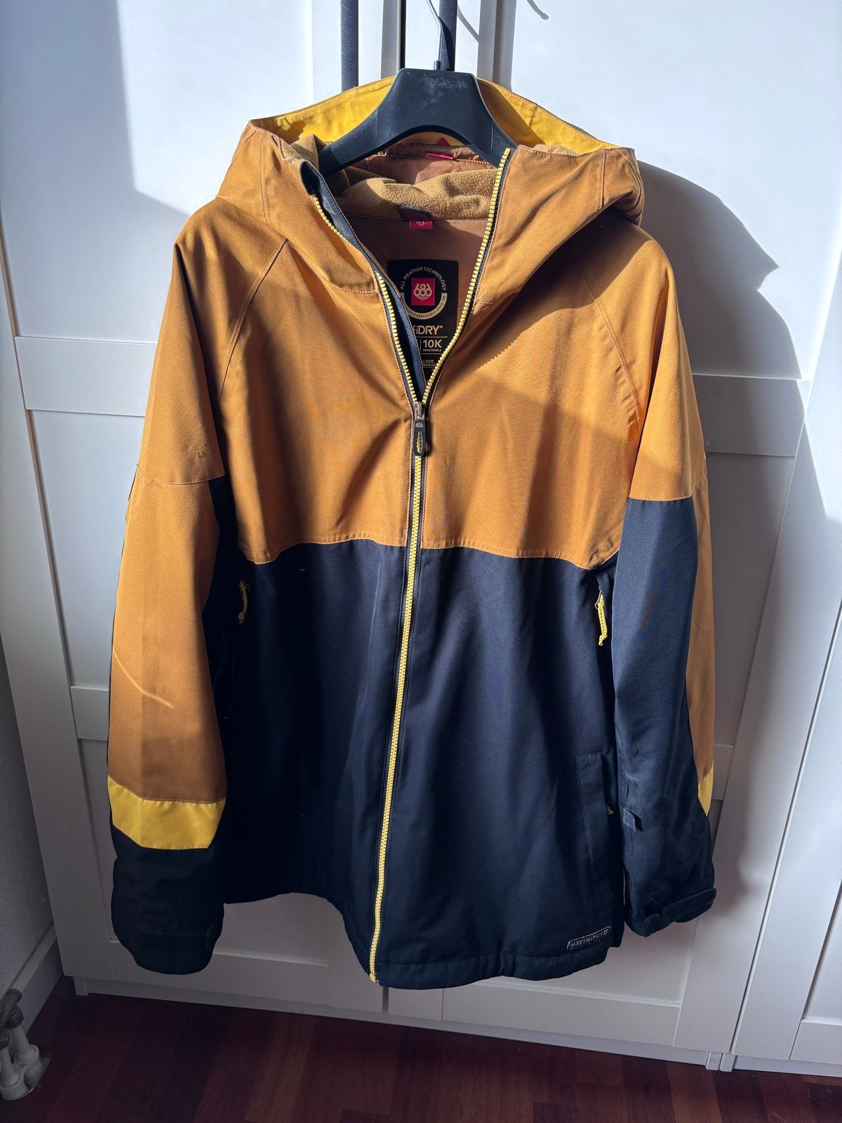 686 Snowboardjas Heren XL - Zo goed als nieuw, Kleding | Heren, Ophalen of Verzenden, Zo goed als nieuw, Maat 56/58 (XL), Jack