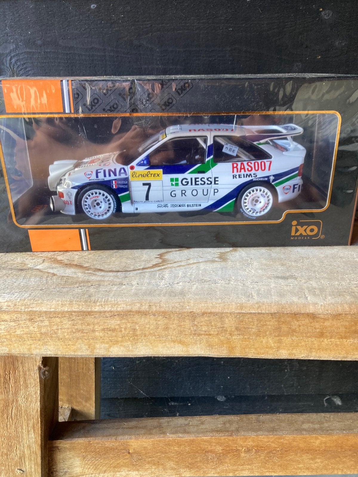 Tekoop Ford Escort RS cosworth night version, Ophalen of Verzenden, Zo goed als nieuw, Overige merken