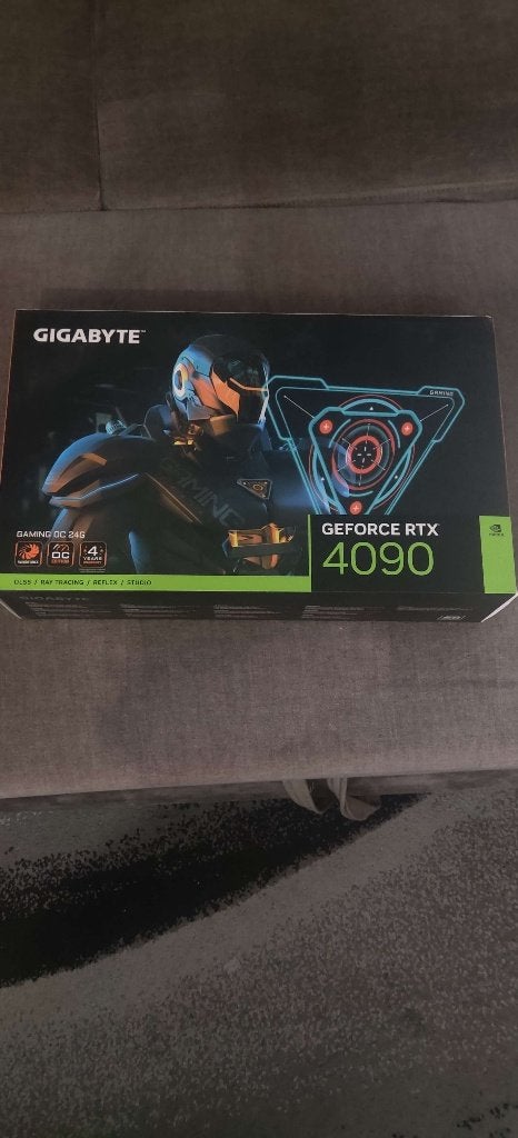 RTX 4090 24GB Gigabyte Gaming OC – Originele doos & factuur, Ophalen, GDDR6, PCI-Express 4, Zo goed als nieuw