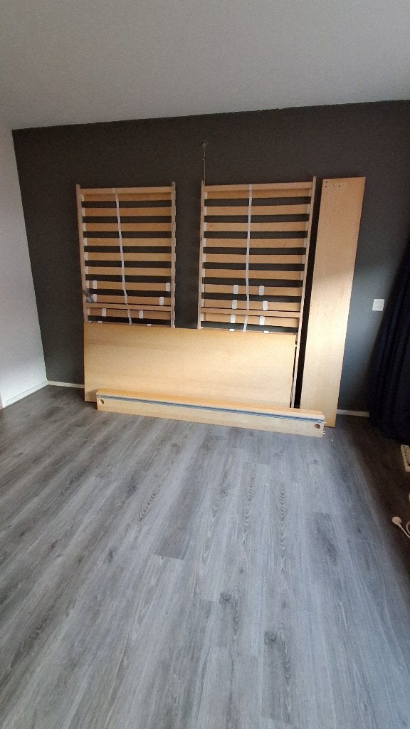Luxe Ikea bed 180x200, Ophalen, Verstelbaar, Bruin, Tweepersoons
