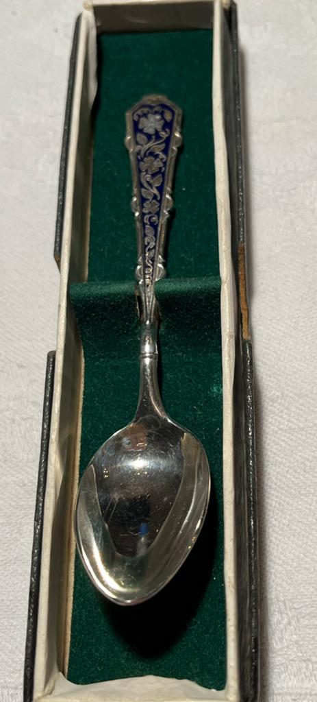Verzilverd lepeltje met blauw emaille ca. 11 cm, Antiek en Kunst, Ophalen of Verzenden