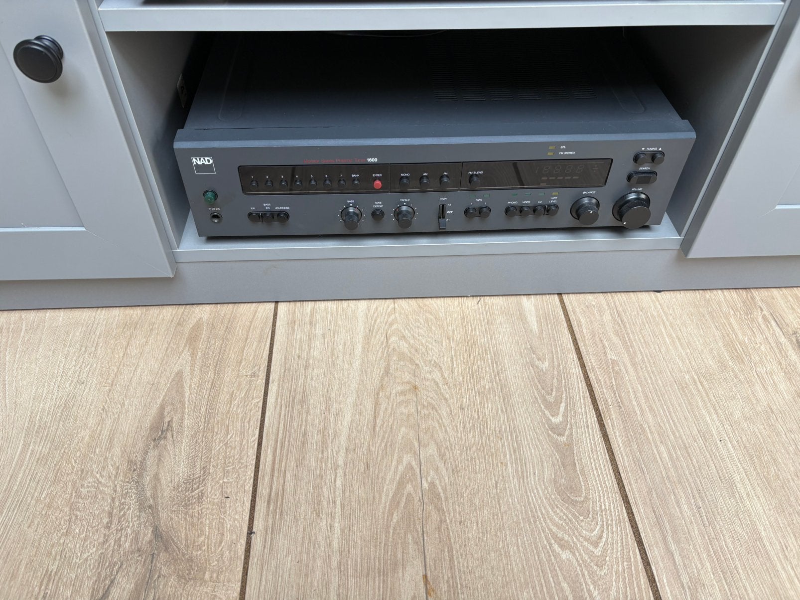 NAD 1600 versterker, Audio, Tv en Foto, Ophalen, Zo goed als nieuw