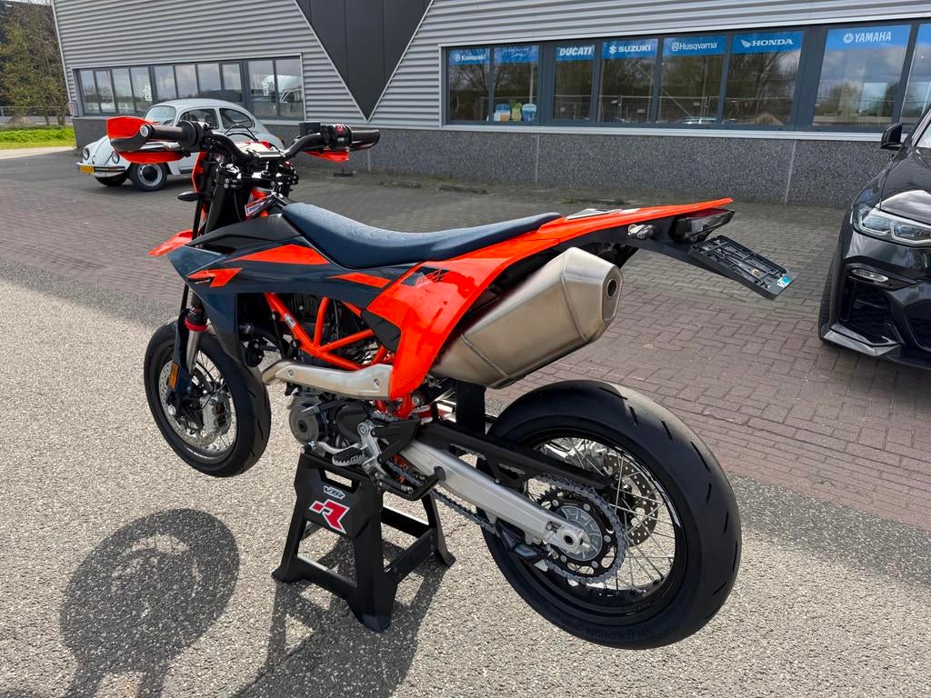 KTM 690 SMC R Supermoto A2 Supermotard NIEUW! BTW motor 2026, Motoren, Motoren | KTM, 693 cc, Traction Control, Ktm, Bedrijf