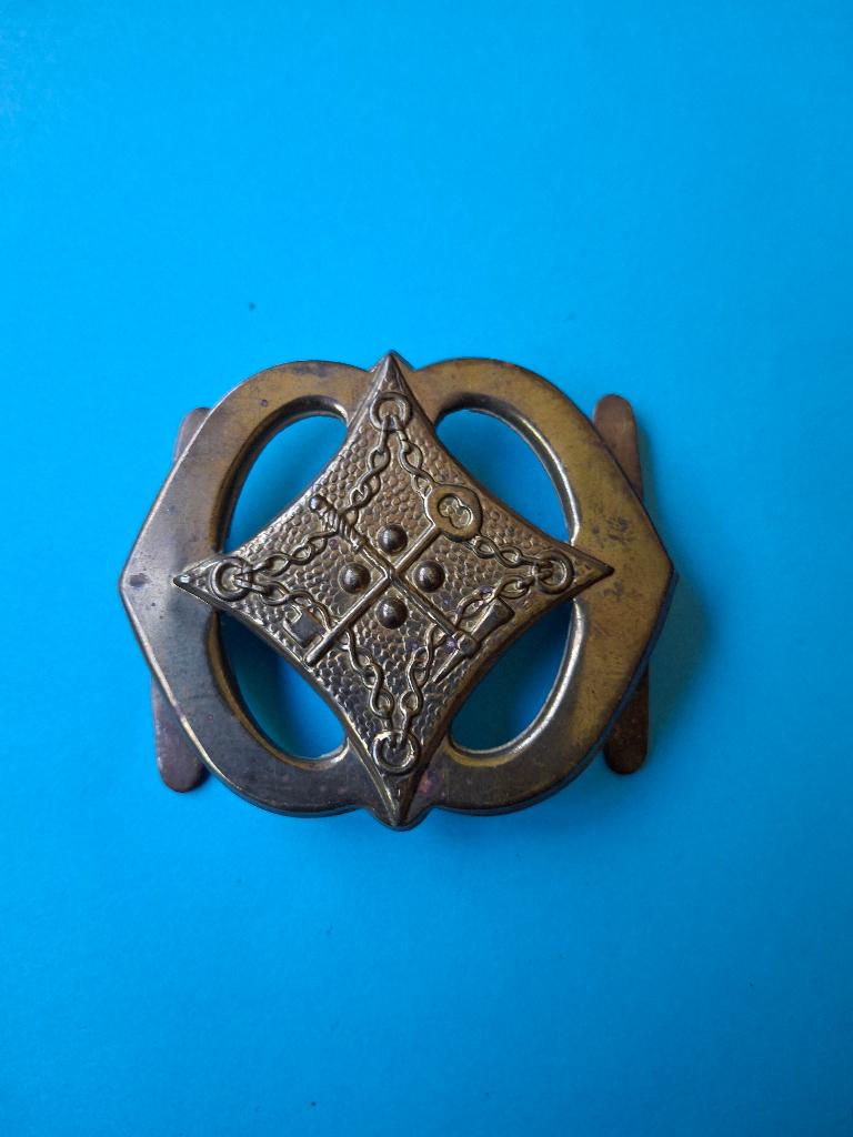 baretembleem,baret,knil,indie,medaille,medailles,embleem, Verzamelen, Militaria | Algemeen, Verzenden, Landmacht, Nederland, Embleem of Badge