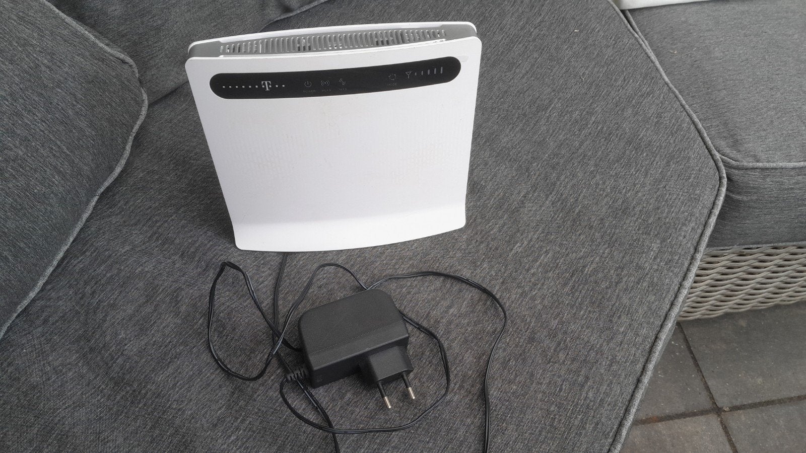 Huawei B593u-12 4G simkaart LTE Mifi Router -, Ophalen of Verzenden, Gebruikt, Router met modem, Huawei
